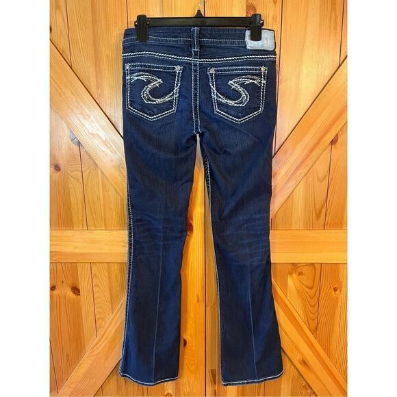 Silver Jeans Frances 18" womens size 28 x 33 distressed bootcut dark wash (3327) - Picture 4 of 9